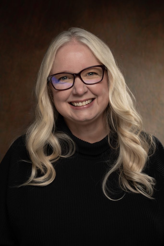 Headshot of Becky King
