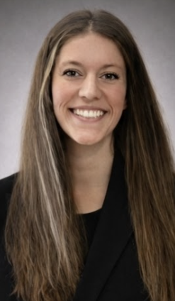 A headshot of Laura Hollaway.