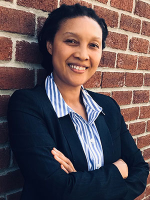 A photograph of Colleen Campbell.