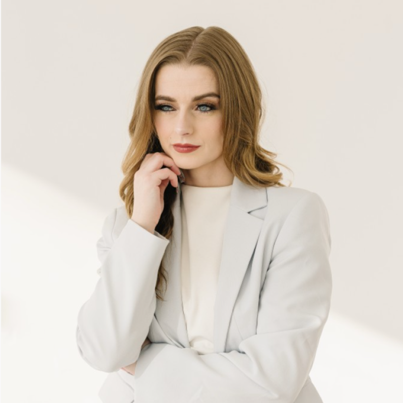 A photograph of ShayLee Hunter.